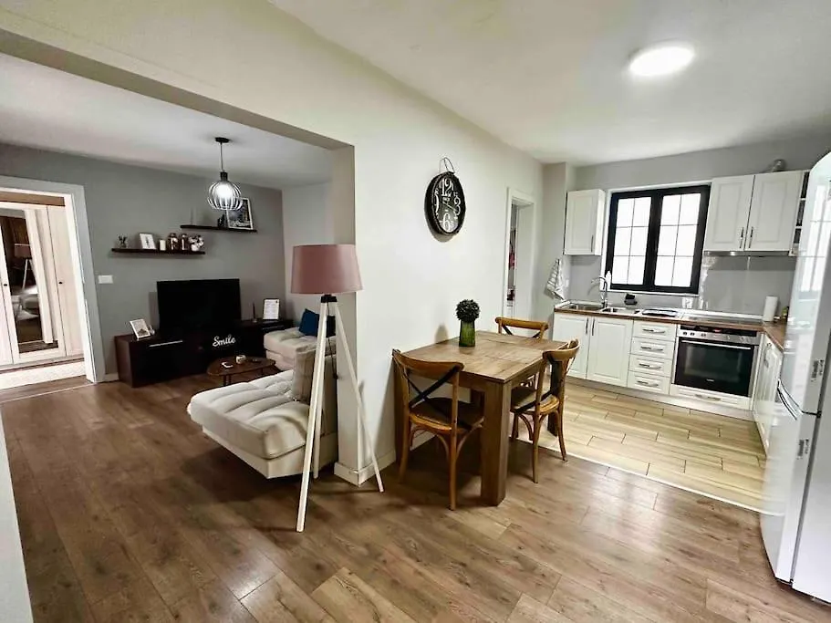 Top Location 3-Floor Villa With 6 Bedrooms Tirana Albanien